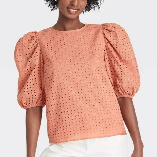 Peach Eyelet Puff Sleeve Blouse – Size X-Large