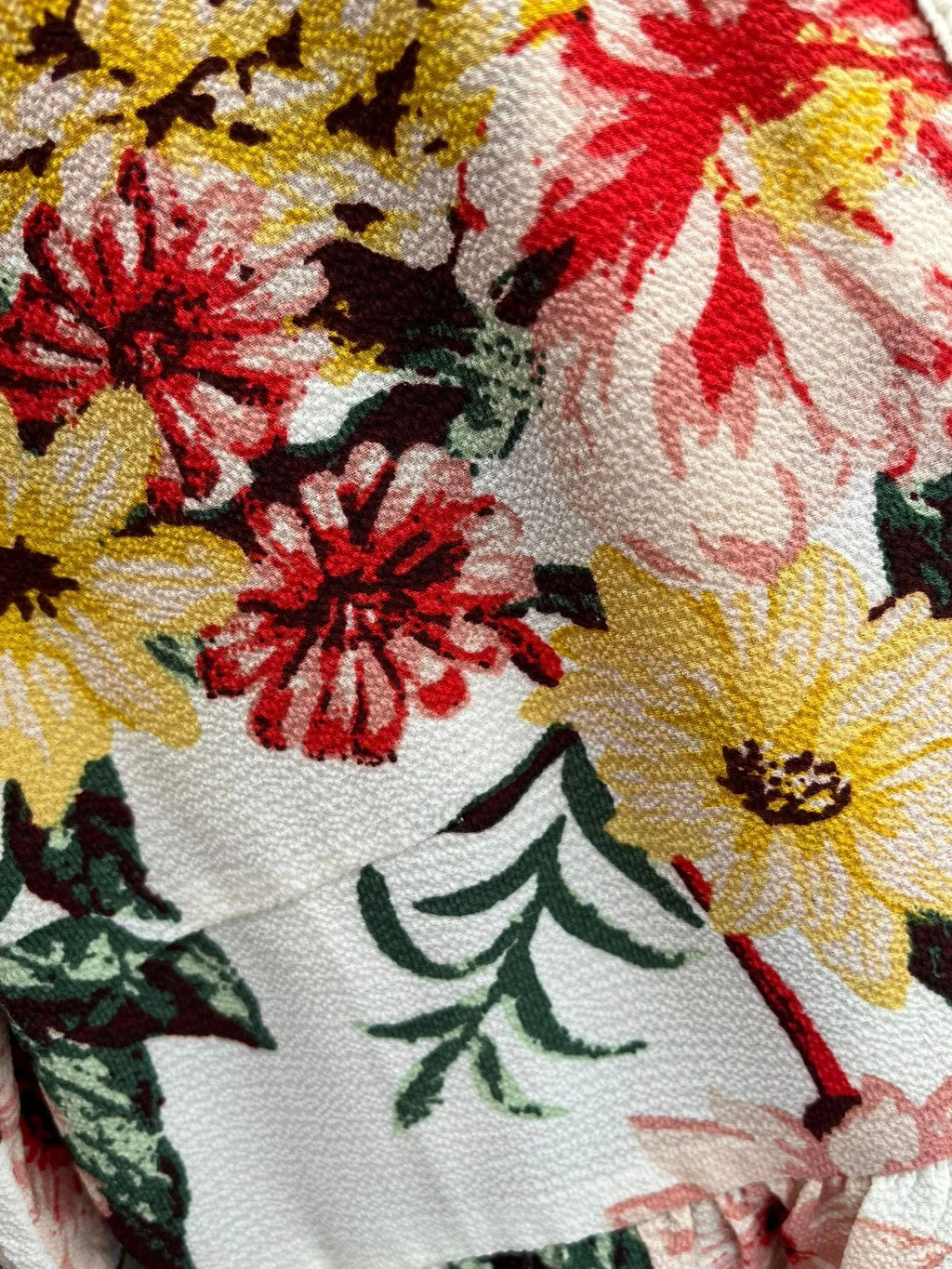 Floral Garden V-Neck Babydoll Blouse with Crochet Detail – Size Medium