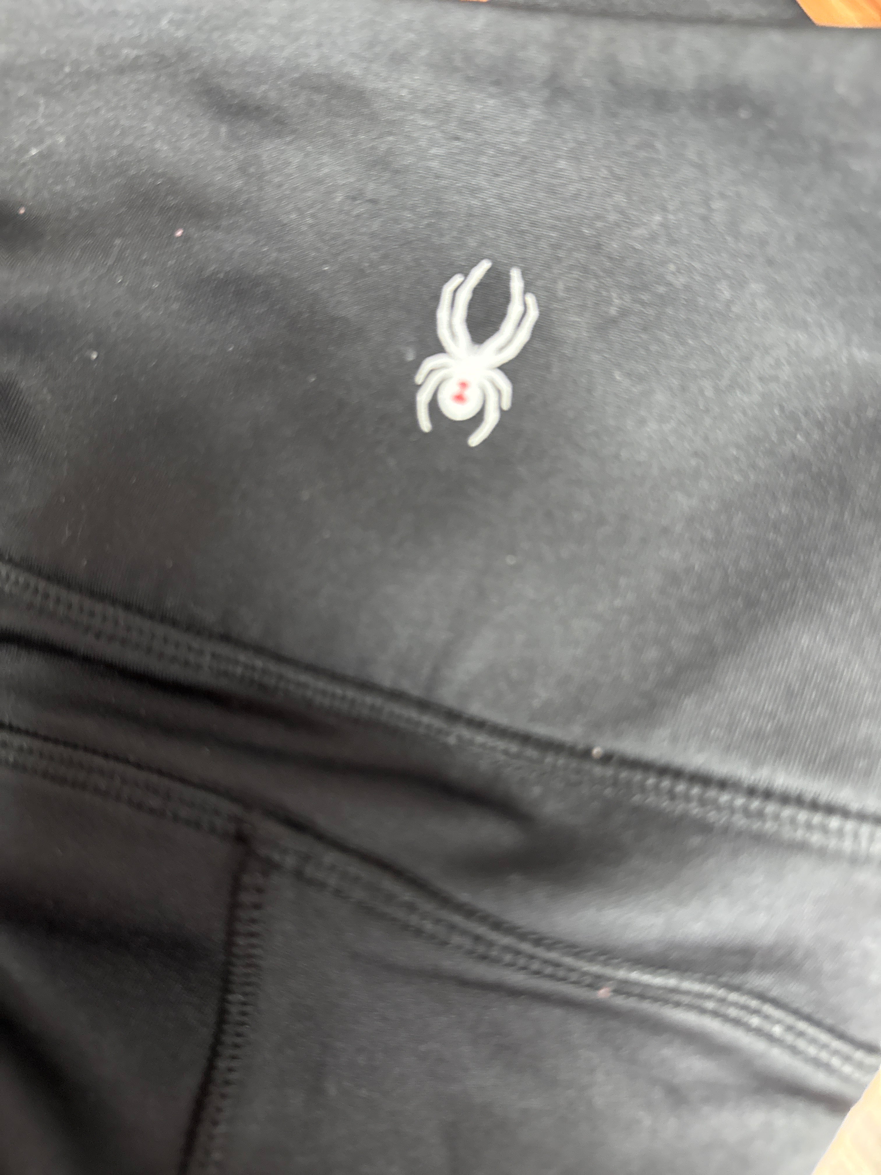 Spider Performance Leggings – Medium