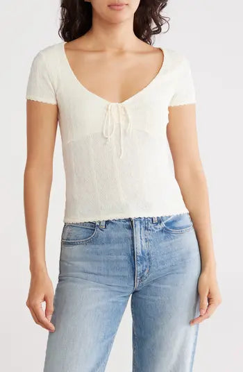 White Sweetheart Tie-Front Knit Top – Size X-Large