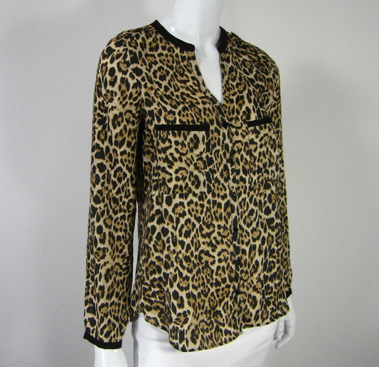Classic Leopard Print Button-Down Blouse – Size Large
